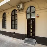 Basilica Corner Apartment *